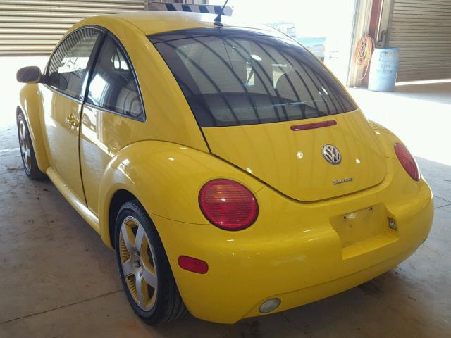 3VWCD21C42M449197 - 2002 VOLKSWAGEN NEW BEETLE YELLOW photo 3