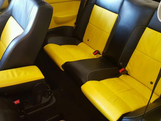 3VWCD21C42M449197 - 2002 VOLKSWAGEN NEW BEETLE 黄色 照片 6