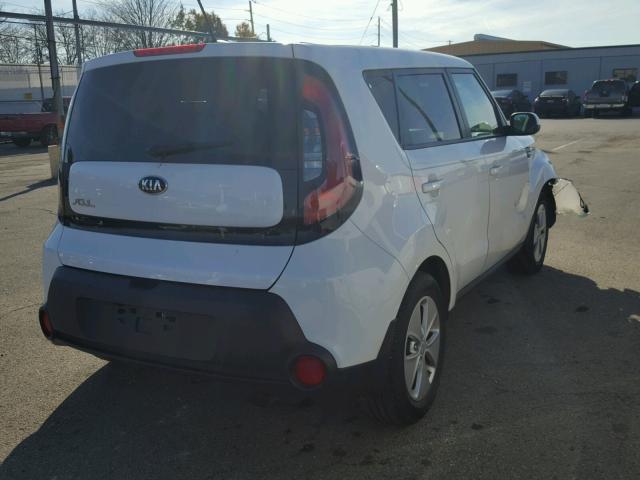 KNDJN2A21E7074771 - 2014 KIA SOUL WHITE photo 4