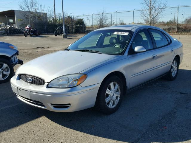 1FAHP56U26A176837 - 2006 FORD TAURUS SEL SILVER photo 2