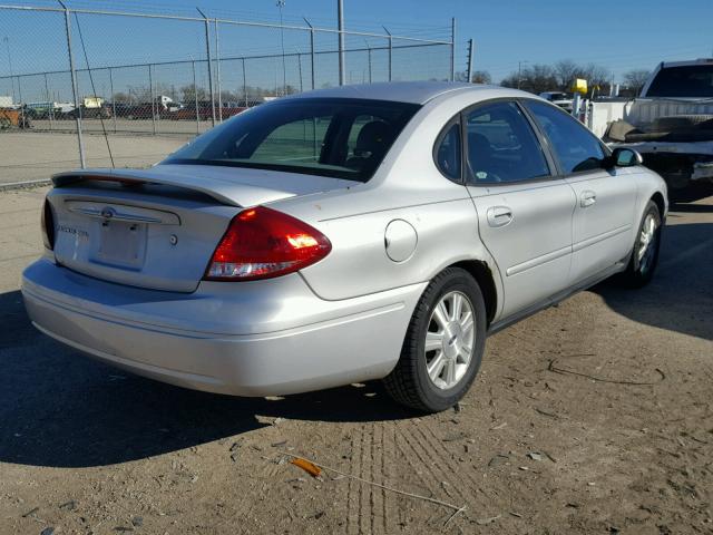 1FAHP56U26A176837 - 2006 FORD TAURUS SEL SILVER photo 4