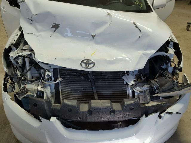 2T1KU40E49C069552 - 2009 TOYOTA COROLLA MA WHITE photo 7