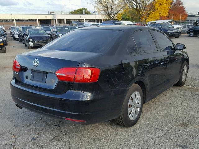 3VW2K7AJ9BM009313 - 2011 VOLKSWAGEN JETTA BASE BLACK photo 4