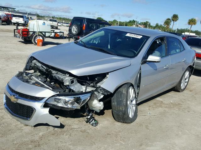 1G11D5SLXFU122176 - 2015 CHEVROLET MALIBU 2LT SILVER photo 2