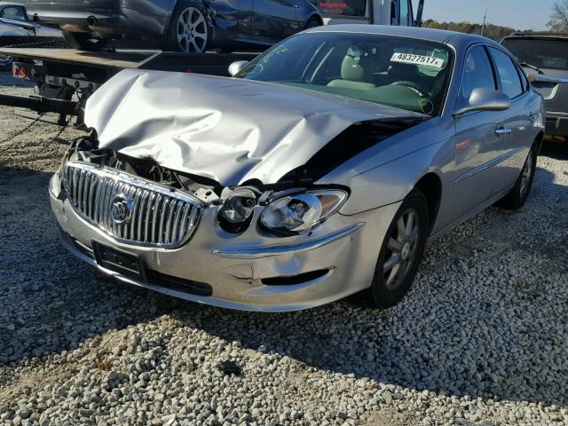 2G4WD582981179734 - 2008 BUICK LACROSSE C SILVER photo 2