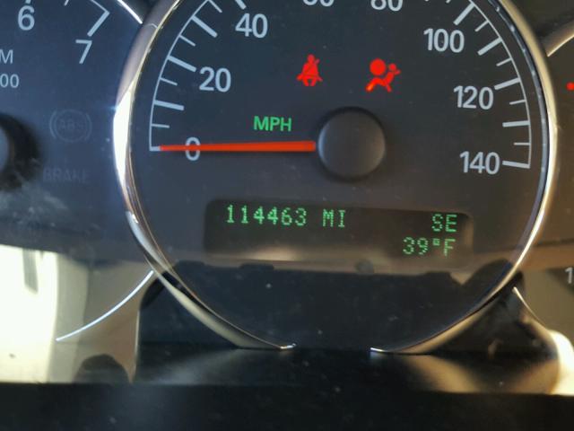 2G4WD582981179734 - 2008 BUICK LACROSSE C SILVER photo 8