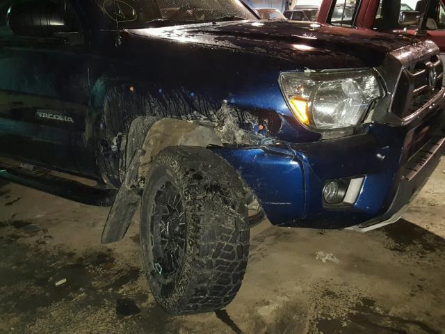 3TMLU4EN4FM193076 - 2015 TOYOTA TACOMA DOU BLUE photo 9