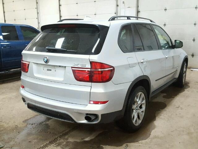 5UXZV4C51BL412449 - 2011 BMW X5 XDRIVE3 SILVER photo 4