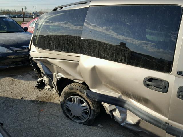 1GNDX03E53D313022 - 2003 CHEVROLET VENTURE TAN photo 9