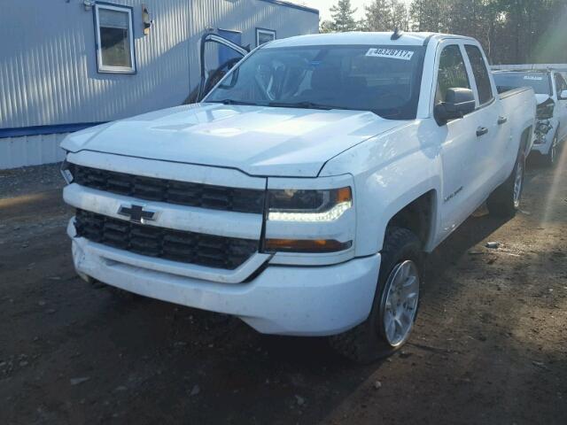 1GCVKPEC1GZ340842 - 2016 CHEVROLET SILVERADO WHITE photo 2