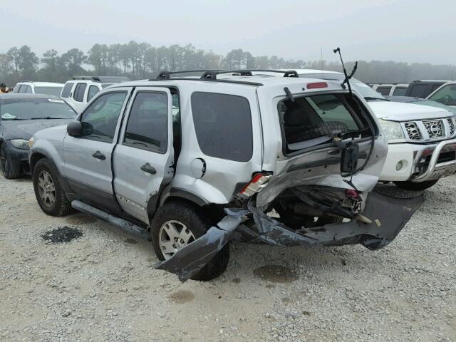 1FMYU03105KD86020 - 2005 FORD ESCAPE XLT SILVER photo 3