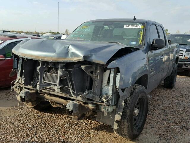 1GTR1VE08BZ418881 - 2011 GMC SIERRA C15 BLUE photo 2