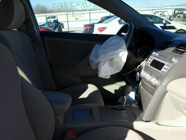 4T1BF3EK3BU219173 - 2011 TOYOTA CAMRY BASE TAN photo 5