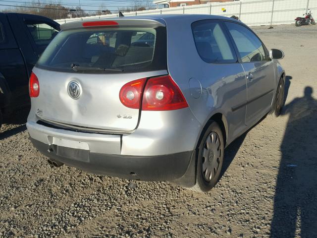 WVWBB71K98W292333 - 2008 VOLKSWAGEN RABBIT SILVER photo 4