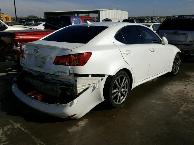 JTHBK262585057198 - 2008 LEXUS IS 250 WHITE photo 4