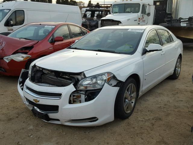 1G1ZD5EB4A4106750 - 2010 CHEVROLET MALIBU 2LT WHITE photo 2