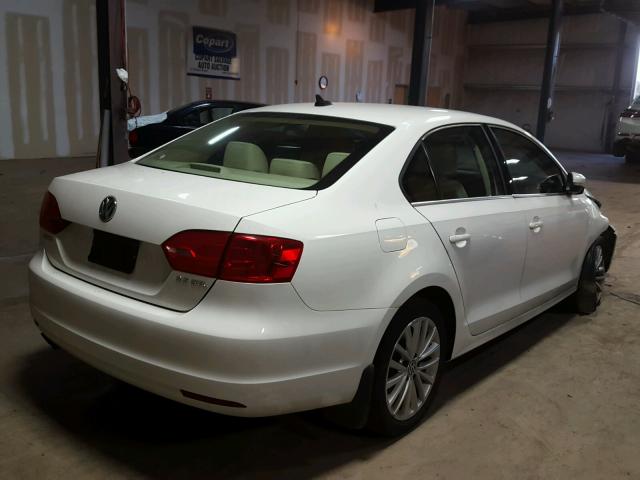 3VWGP7AJ8CM311667 - 2012 VOLKSWAGEN JETTA SEL WHITE photo 4