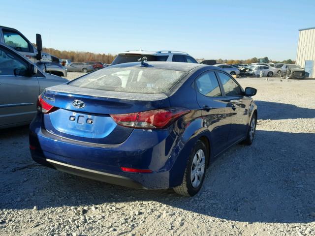 5NPDH4AE3GH740988 - 2016 HYUNDAI ELANTRA SE BLUE photo 4