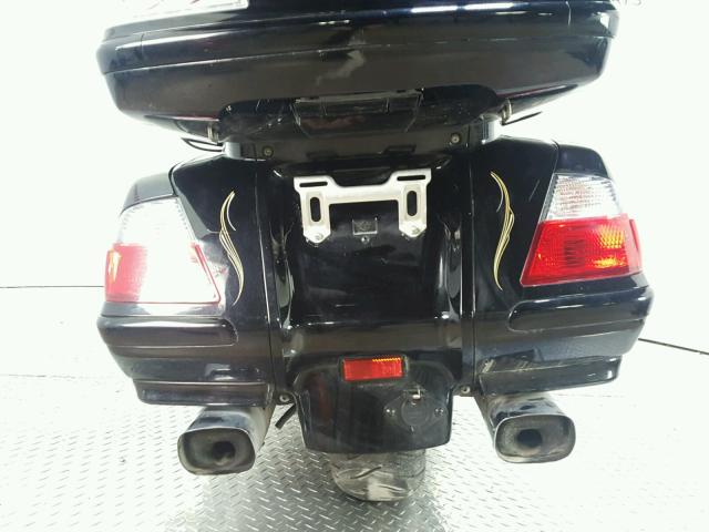 1HFSC47L48A707315 - 2008 HONDA GL1800 BLACK photo 17