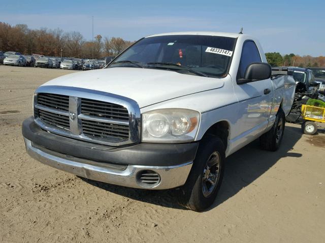 1D7HA16K17J599614 - 2007 DODGE RAM 1500 S WHITE photo 2