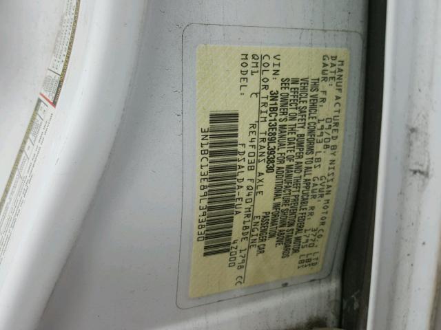 3N1BC13E89L393830 - 2009 NISSAN VERSA S WHITE photo 10