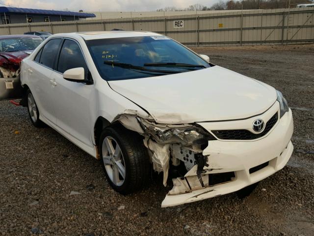 4T1BF1FK1CU125149 - 2012 TOYOTA CAMRY BASE WHITE photo 1