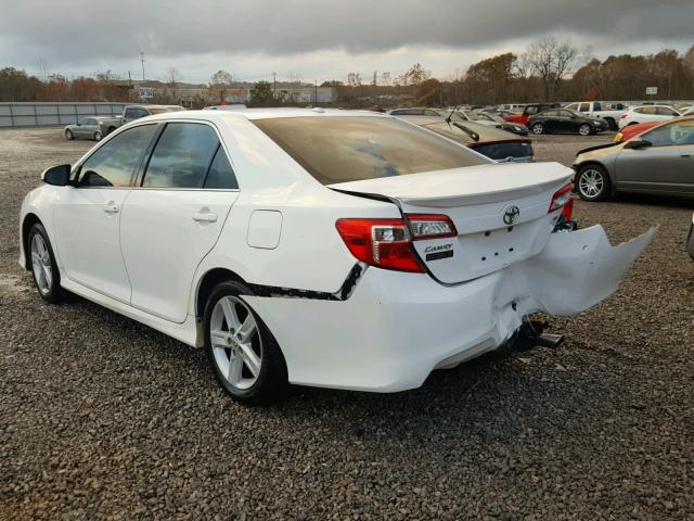 4T1BF1FK1CU125149 - 2012 TOYOTA CAMRY BASE WHITE photo 3