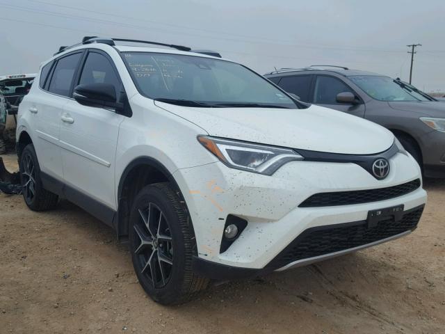 JTMNFREV4HJ122251 - 2017 TOYOTA RAV4 SE WHITE photo 1