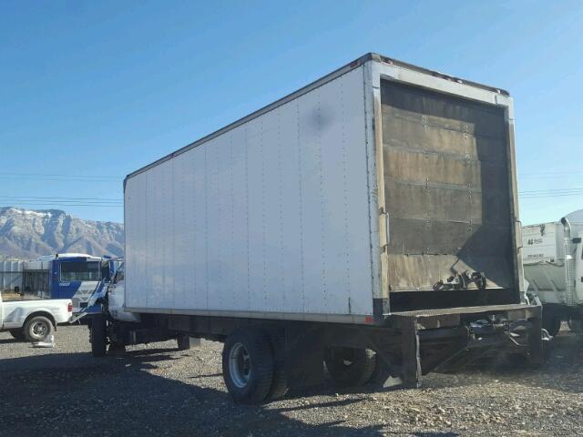 3FDNF65Y33MB00693 - 2003 FORD F650 SUPER WHITE photo 3