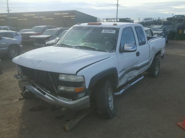 1GCHK29U72E104697 - 2002 CHEVROLET SILVERADO WHITE photo 2