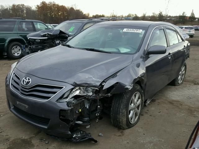 4T4BF3EK3BR179327 - 2011 TOYOTA CAMRY BASE GRAY photo 2