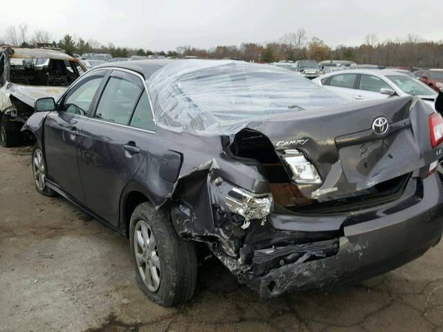 4T4BF3EK3BR179327 - 2011 TOYOTA CAMRY BASE GRAY photo 3