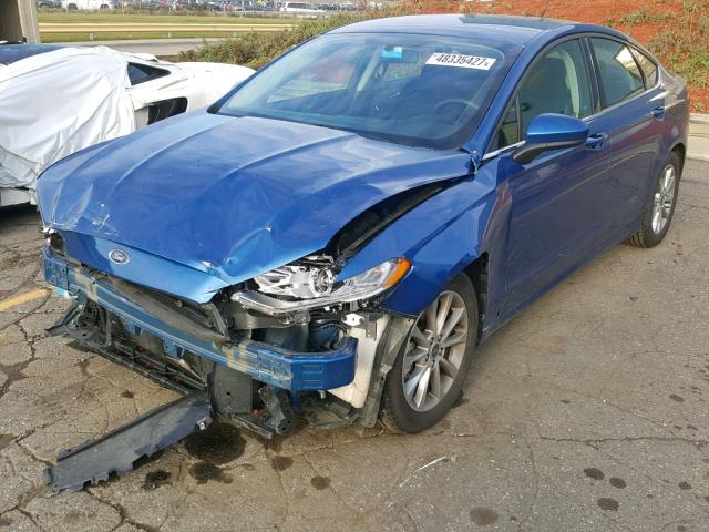 3FA6P0HD7HR298903 - 2017 FORD FUSION SE BLUE photo 2