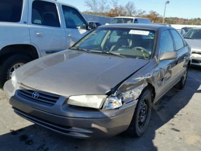 4T1BG22K7XU415880 - 1999 TOYOTA CAMRY CE BEIGE photo 2