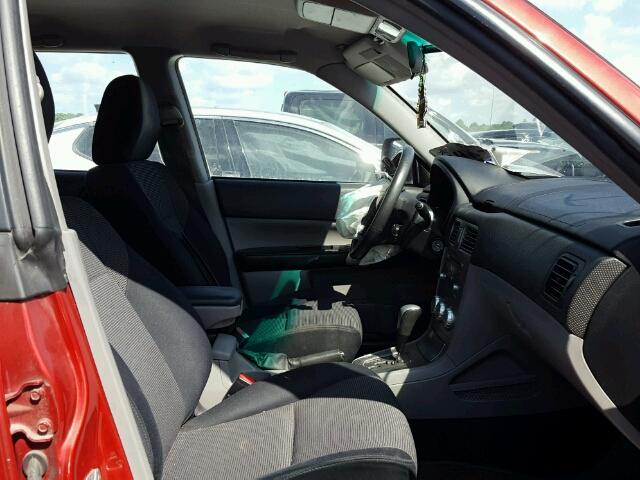 JF1SG66628H716615 - 2008 SUBARU FORESTER S RED photo 5