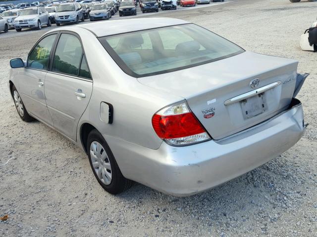 4T1BE30K46U152096 - 2006 TOYOTA CAMRY LE SILVER photo 3