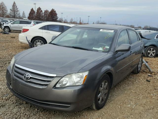 4T1BK36BX7U171348 - 2007 TOYOTA AVALON XL GRAY photo 2