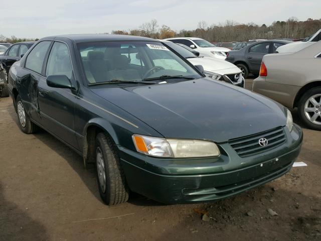 4T1BG22K6XU600776 - 1999 TOYOTA CAMRY CE GREEN photo 1