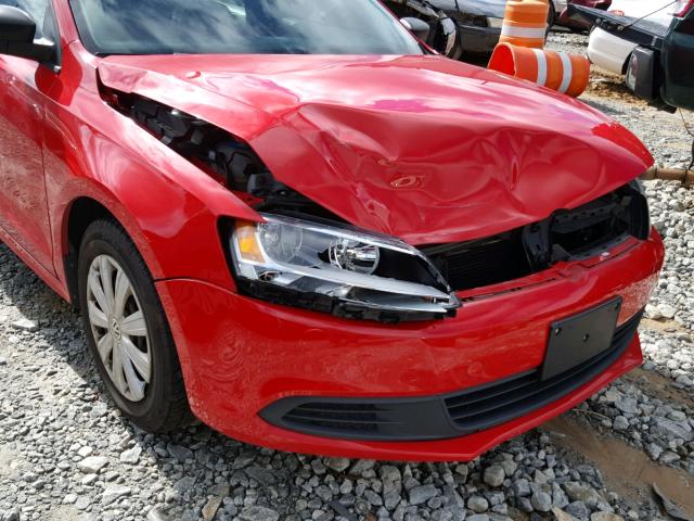 3VW2K7AJ6EM306527 - 2014 VOLKSWAGEN JETTA BASE RED photo 9