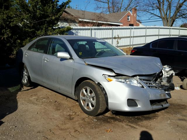 4T1BF3EK4BU219876 - 2011 TOYOTA CAMRY BASE SILVER photo 1