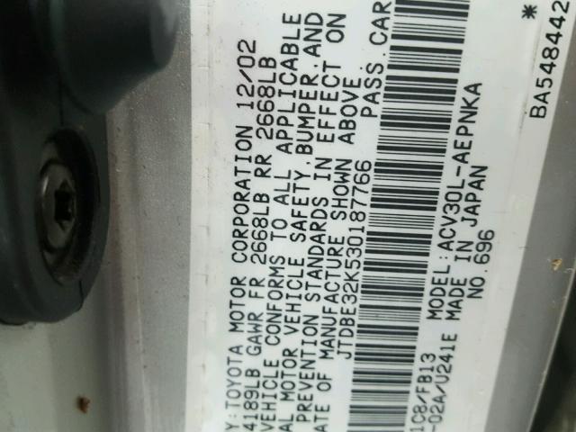 JTDBE32K530187766 - 2003 TOYOTA CAMRY LE ვერცხლისფერი ფოტო 10