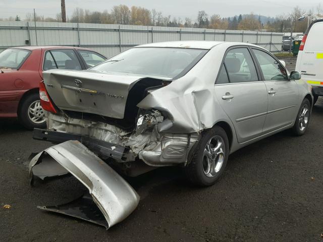 JTDBE32K530187766 - 2003 TOYOTA CAMRY LE SILVER photo 4