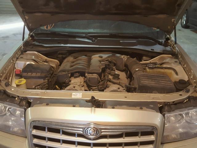 2C3JA53G75H574240 - 2005 CHRYSLER 300 TOURIN GOLD photo 7