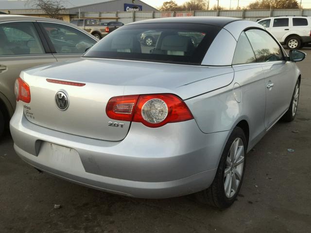 WVWBA7AH6BV000562 - 2011 VOLKSWAGEN EOS KOMFOR SILVER photo 4