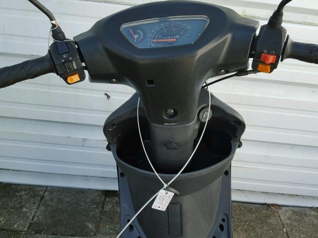 L9NPEACBXF1007058 - 2015 TAO SCOOTER BLACK photo 5