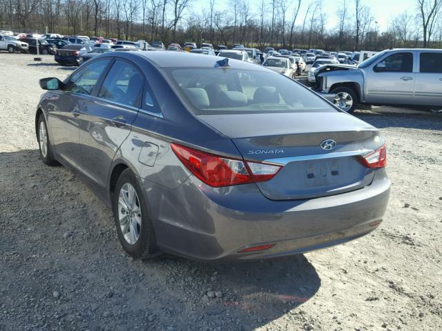 5NPEB4AC8DH530970 - 2013 HYUNDAI SONATA GLS GRAY photo 3