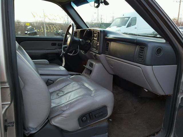 1GNEK13T51J124621 - 2001 CHEVROLET TAHOE K150 BEIGE photo 5