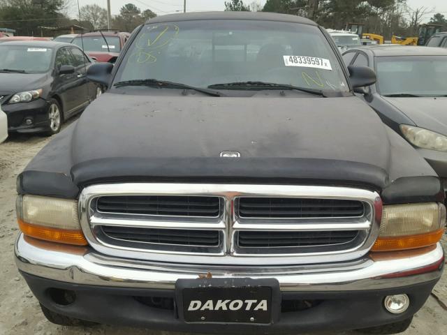 1B7GG22X2YS800346 - 2000 DODGE DAKOTA BLACK photo 9