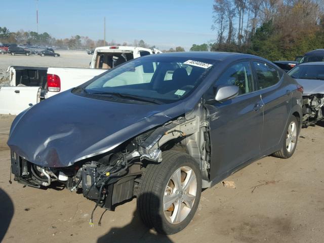 KMHDH4AE5GU621700 - 2016 HYUNDAI ELANTRA SE GRAY photo 2