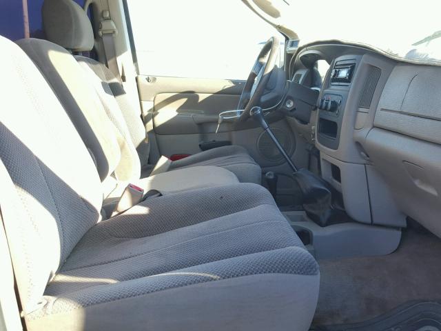 3D7KU28C64G107536 - 2004 DODGE RAM 2500 S BLUE photo 5